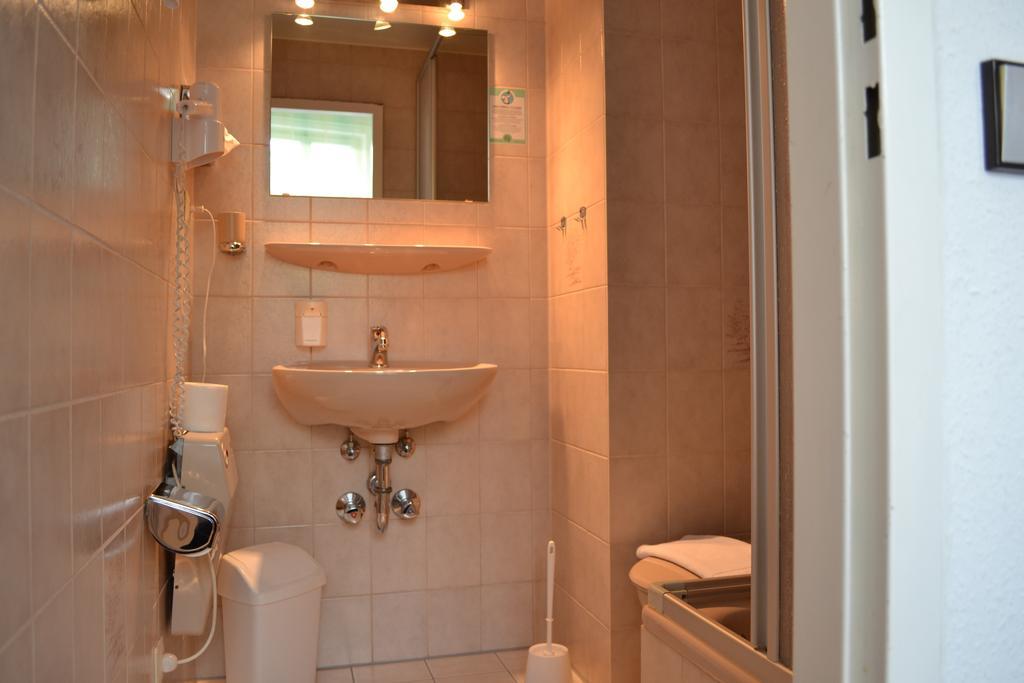 Hotel Hospiz Tuebingen Phòng bức ảnh