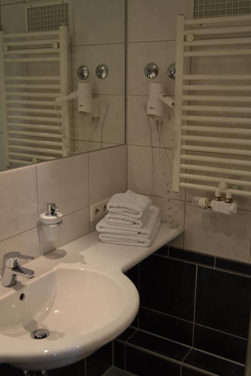 Hotel Hospiz Tuebingen Phòng bức ảnh